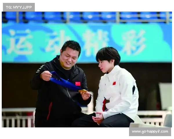 罗名钰龚真琦勇夺八金助力中国队28项大胜 亚锦赛多金王荣耀加冕 罗名钰龚真琦勇夺八金助力中国队28项大胜 亚锦赛多金王荣耀加冕
