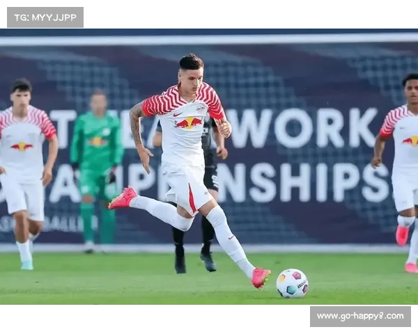 莱比锡红牛主场激战沃尔夫斯堡，控球率32%客队两度领先